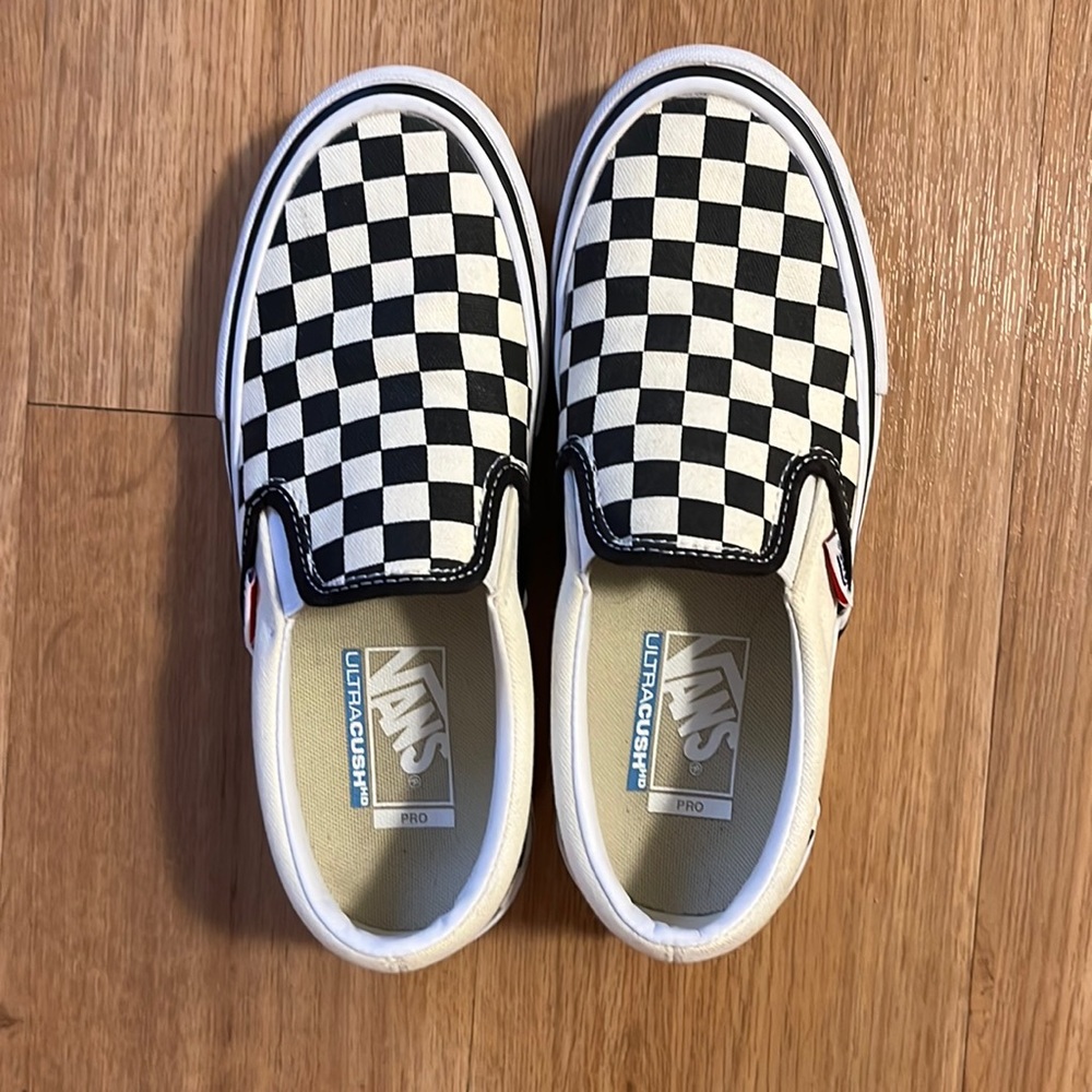 Vans Women's Black & White Checkered Slip On Sneakers Size 7